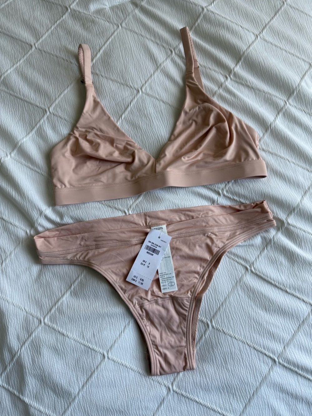 Hollister Gilly Hicks Bralette & Panty Set